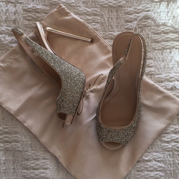 Imagine by Vince Camuto Gold Pavi Slingback Pump - Picture 3 of 8